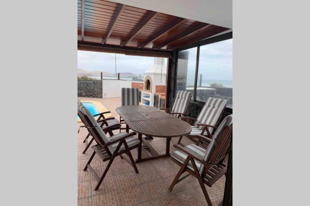 Villa Lia Famara Exterior photo